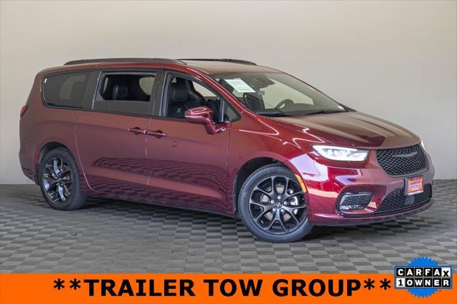 used 2021 Chrysler Pacifica car