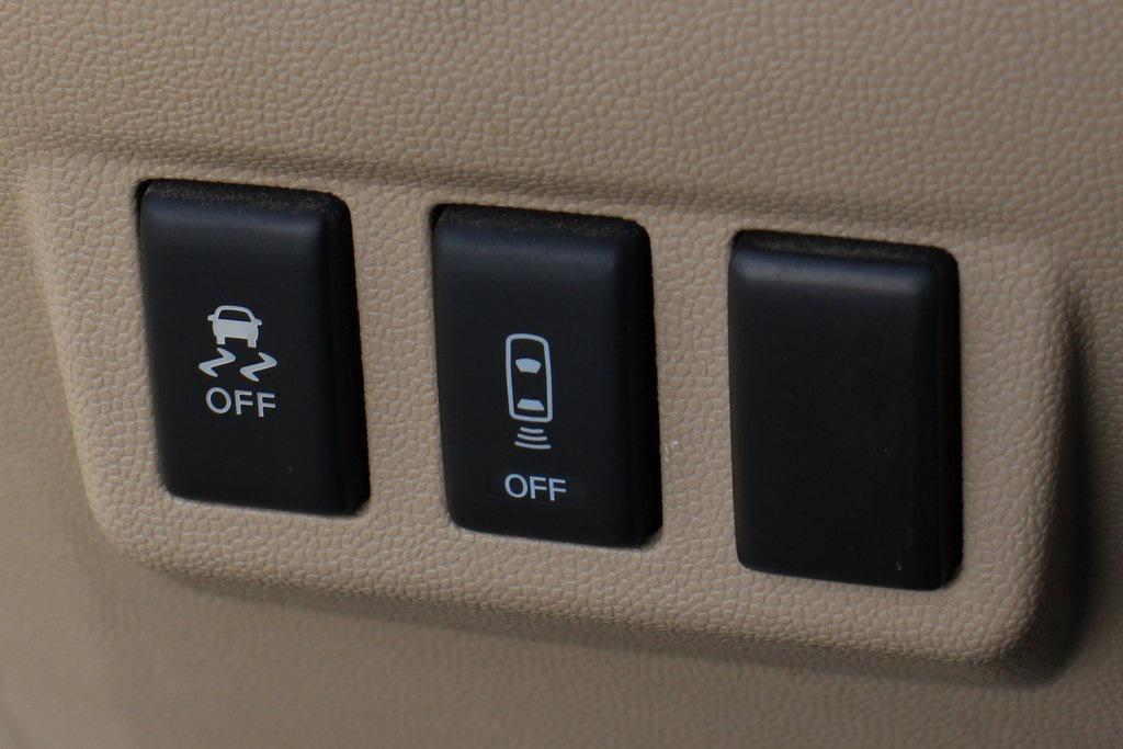 used 2013 Nissan Titan car, priced at $13,995