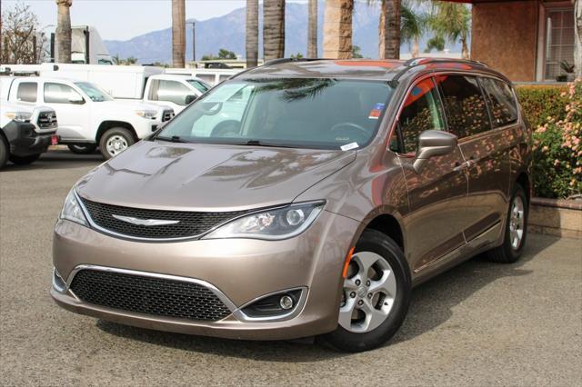 used 2017 Chrysler Pacifica car, priced at $10,995