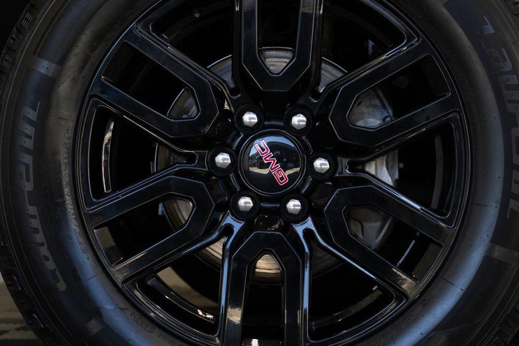 used 2022 GMC Sierra 1500 car, priced at $39,995