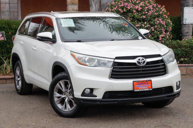 used 2015 Toyota Highlander car, priced at $20,995