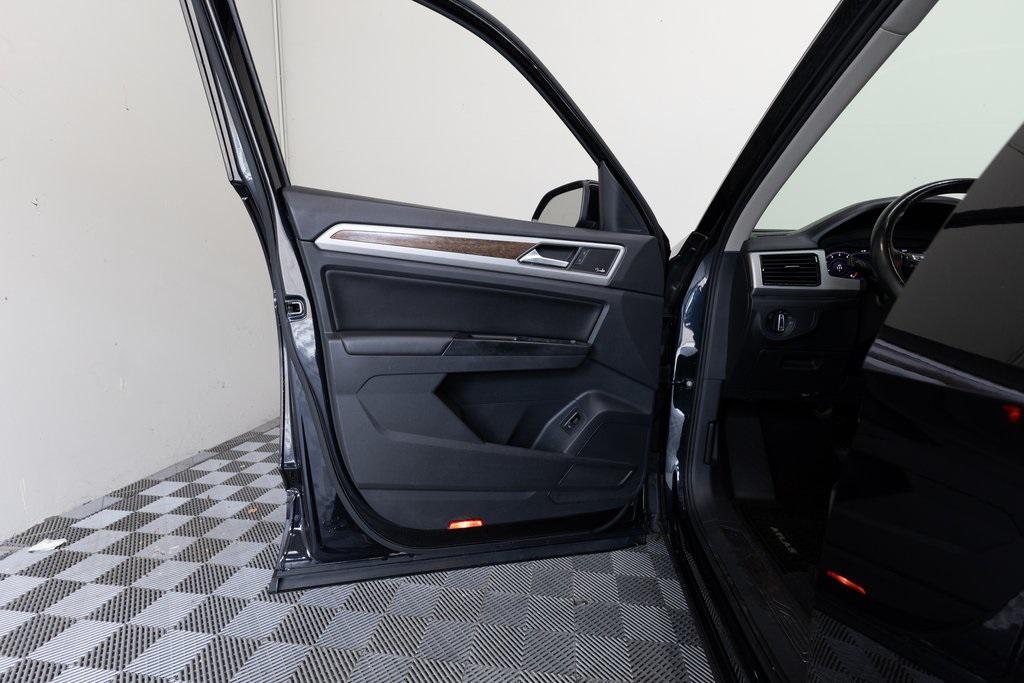 used 2018 Volkswagen Atlas car, priced at $18,995