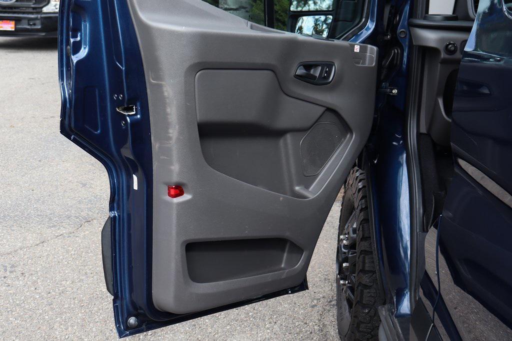 used 2020 Ford Transit-350 car