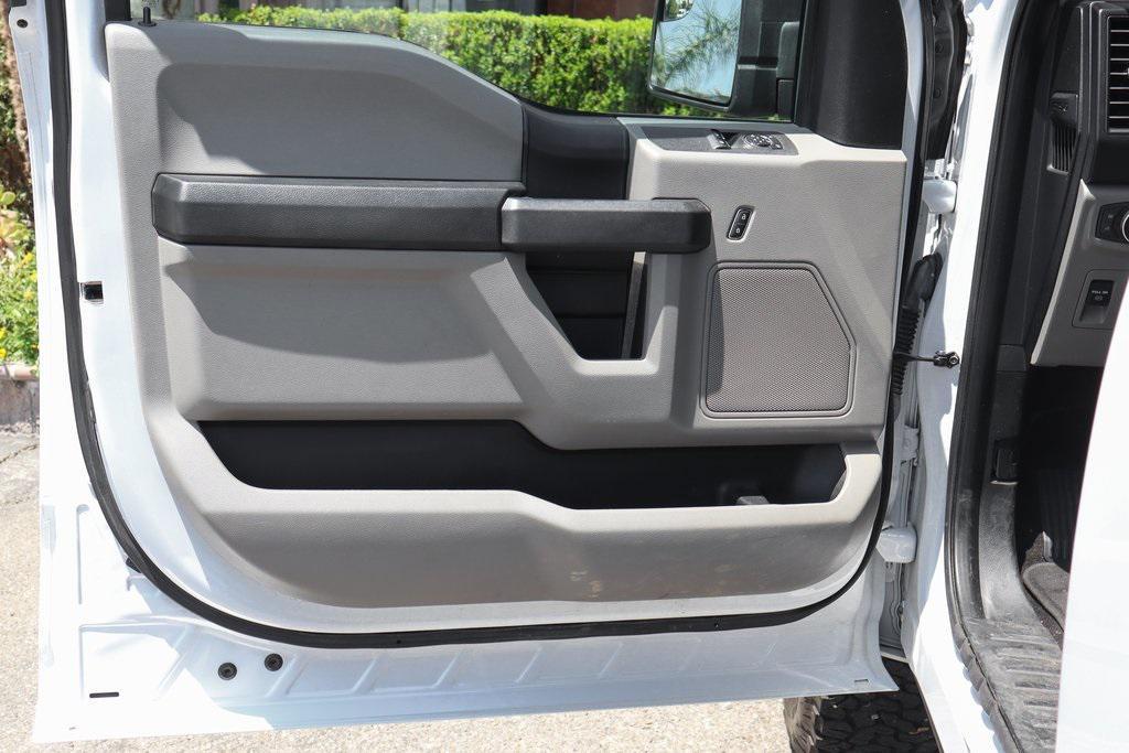 used 2019 Ford F-150 car, priced at $31,995