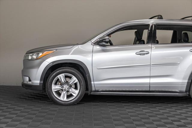 used 2014 Toyota Highlander car, priced at $15,995