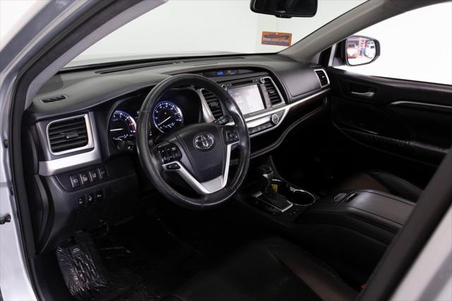 used 2014 Toyota Highlander car, priced at $15,995