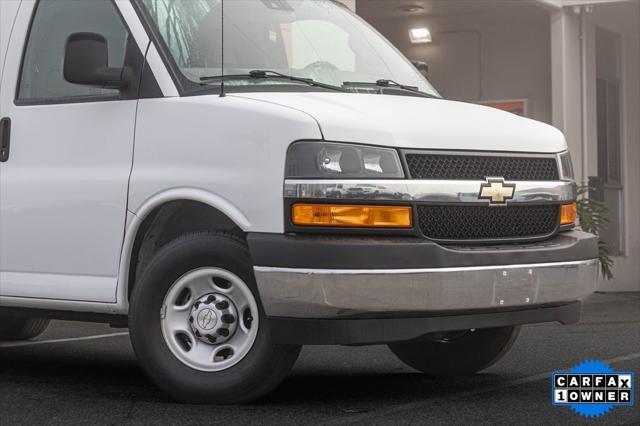 used 2021 Chevrolet Express 3500 car