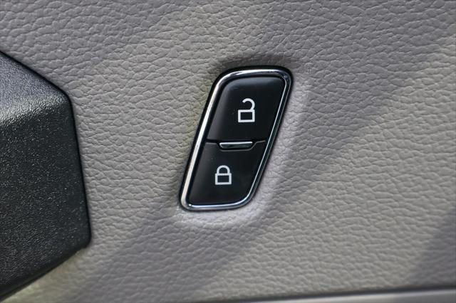 used 2019 Ford F-150 car, priced at $20,995