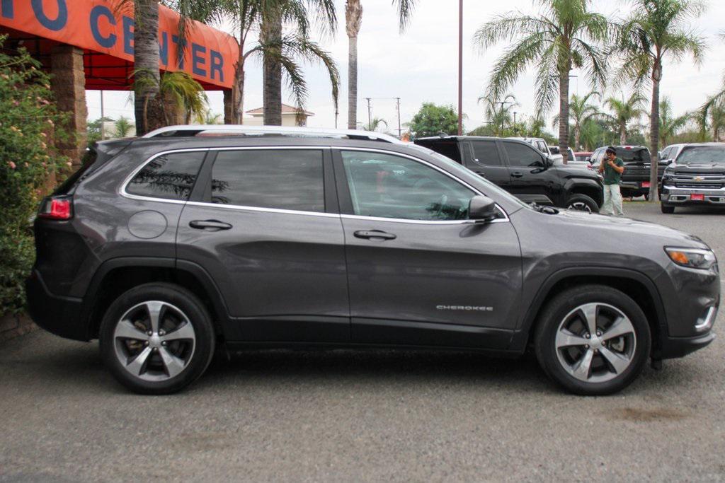 used 2020 Jeep Cherokee car, priced at $17,995