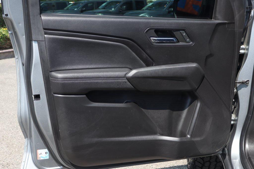 used 2023 GMC Canyon car, priced at $30,995