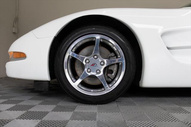 used 2004 Chevrolet Corvette car