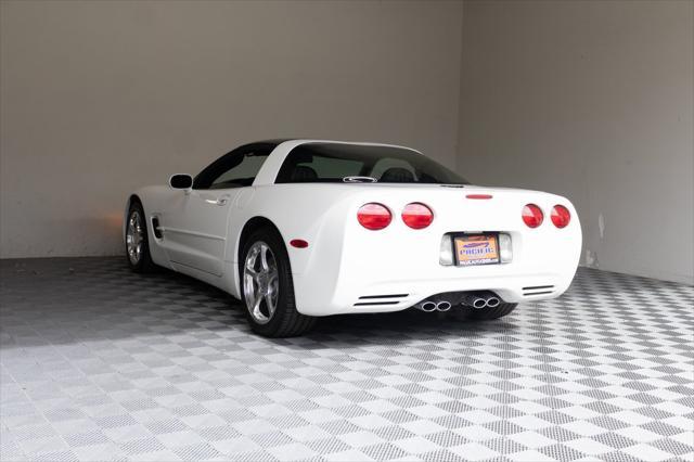 used 2004 Chevrolet Corvette car