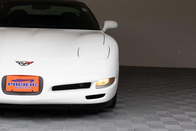 used 2004 Chevrolet Corvette car
