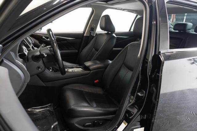 used 2018 INFINITI Q50 Hybrid car