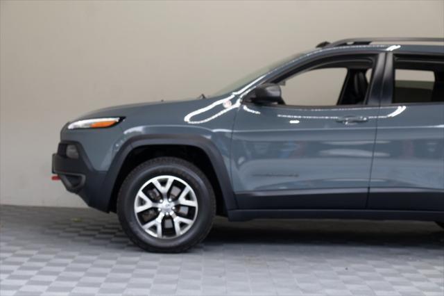used 2015 Jeep Cherokee car