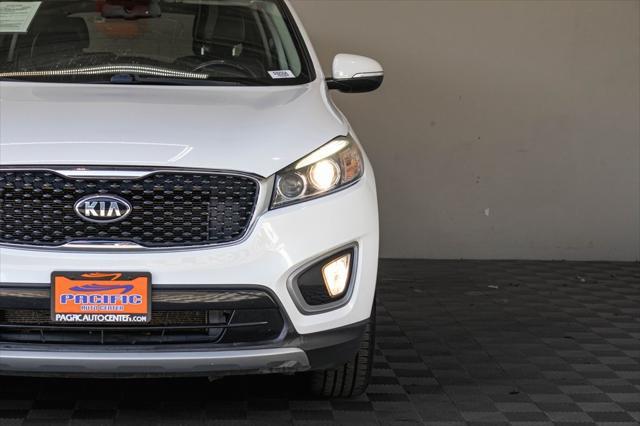 used 2016 Kia Sorento car