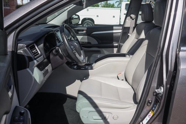 used 2018 Toyota Highlander car, priced at $24,995