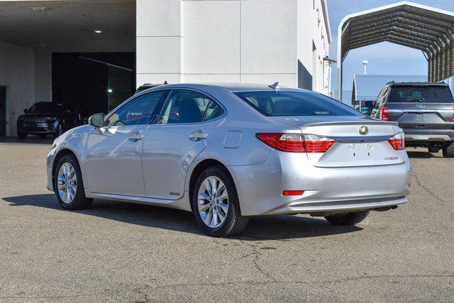 used 2013 Lexus ES 300h car, priced at $16,995