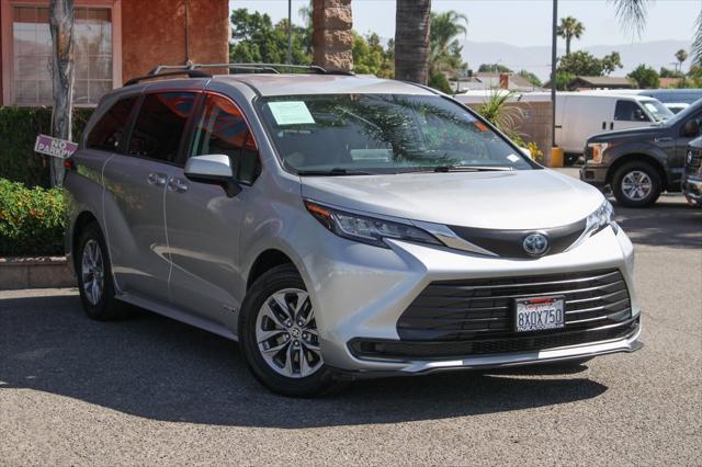 used 2021 Toyota Sienna car, priced at $30,995