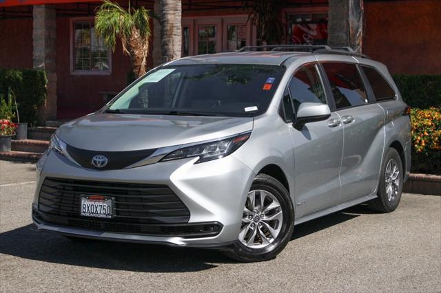 used 2021 Toyota Sienna car, priced at $30,995