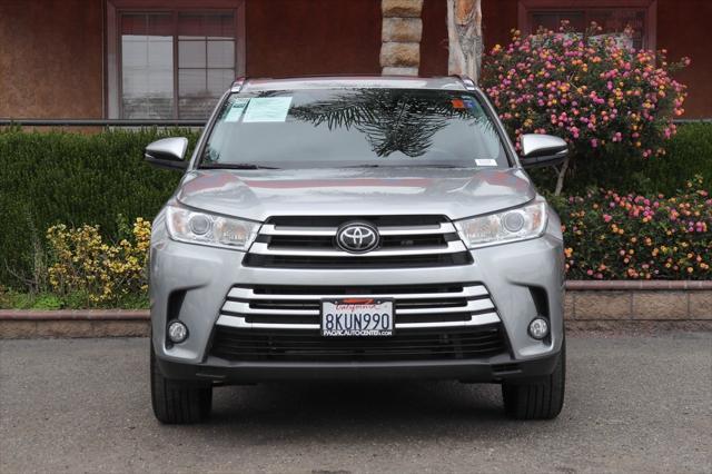 used 2019 Toyota Highlander car, priced at $27,995