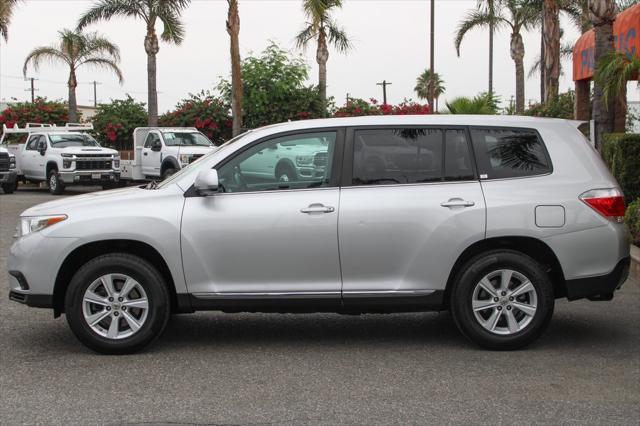 used 2012 Toyota Highlander car, priced at $11,995