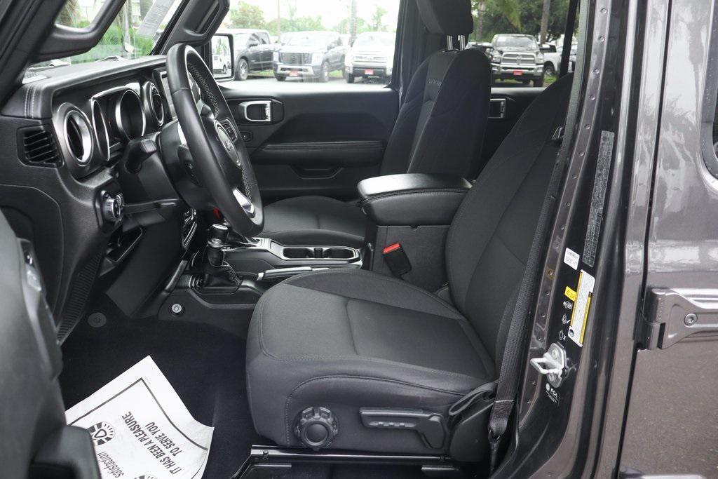 used 2023 Jeep Gladiator car, priced at $28,995