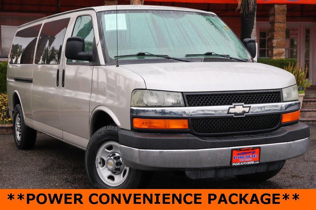 used 2005 Chevrolet Express 3500 car