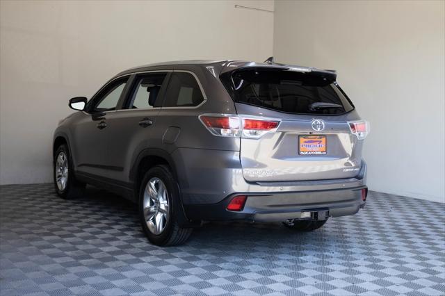 used 2015 Toyota Highlander car, priced at $18,995