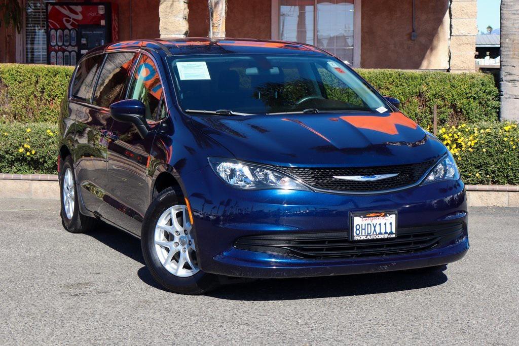 used 2019 Chrysler Pacifica car, priced at $15,995