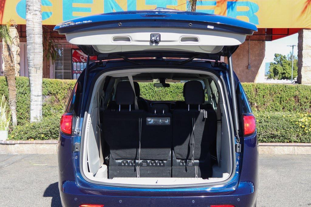 used 2019 Chrysler Pacifica car, priced at $15,995