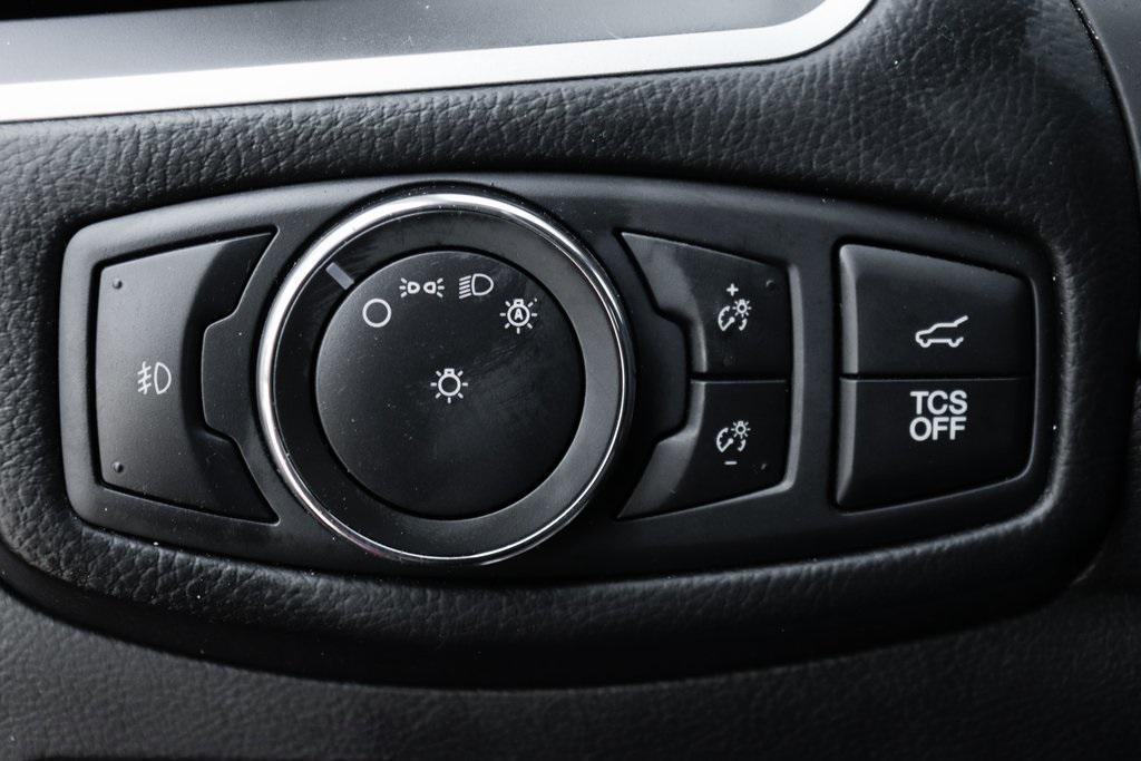 used 2021 Ford Edge car, priced at $19,995
