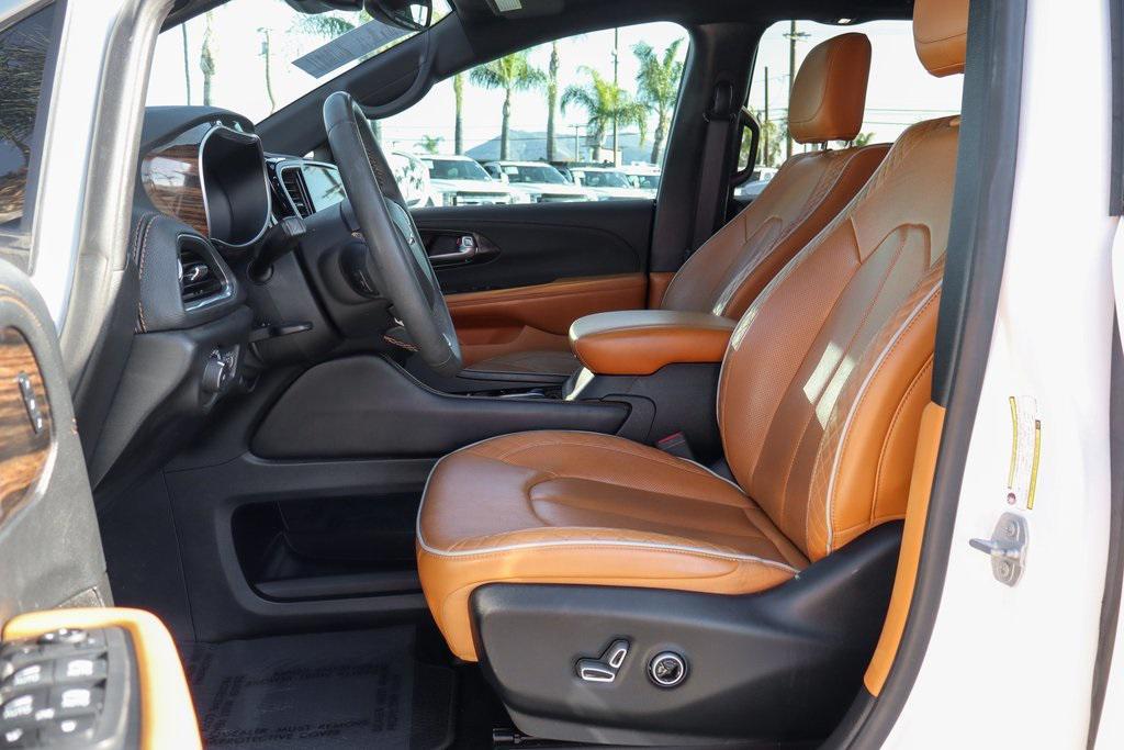 used 2022 Chrysler Pacifica car, priced at $36,995