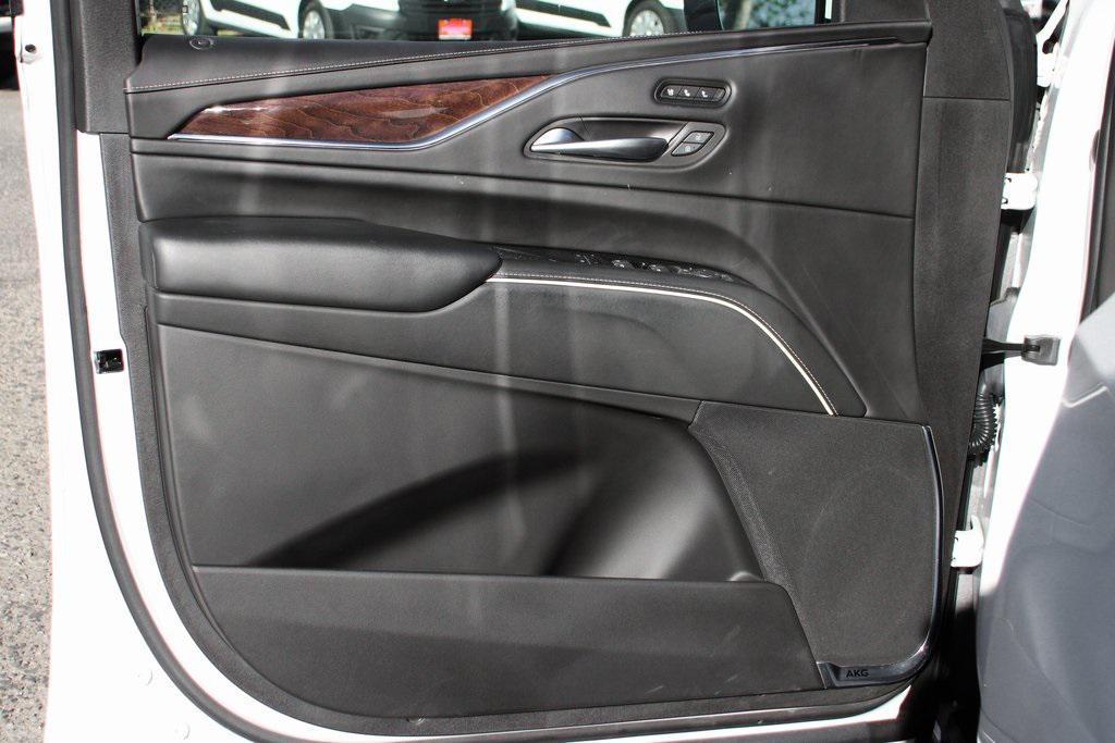 used 2023 Cadillac Escalade car, priced at $70,995