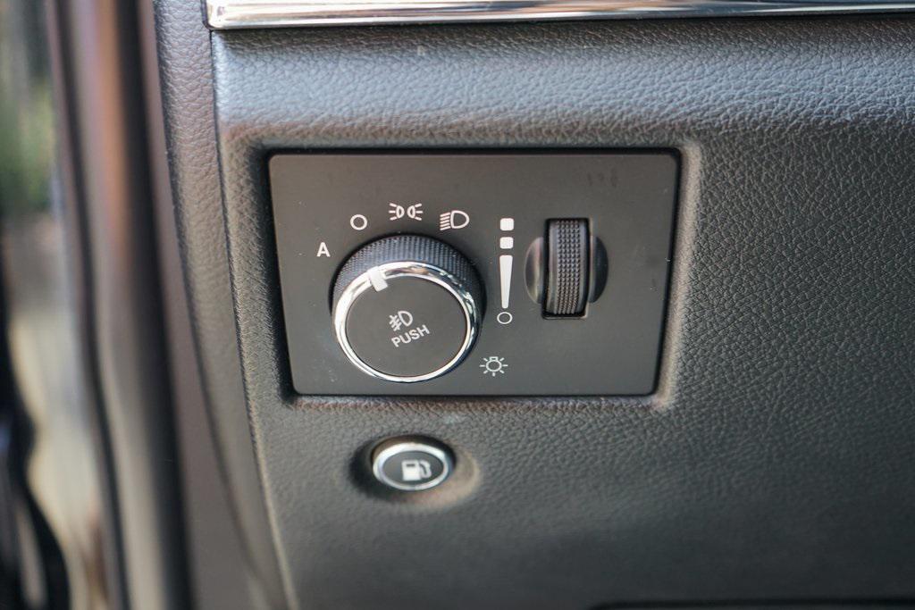 used 2020 Jeep Grand Cherokee car, priced at $22,995