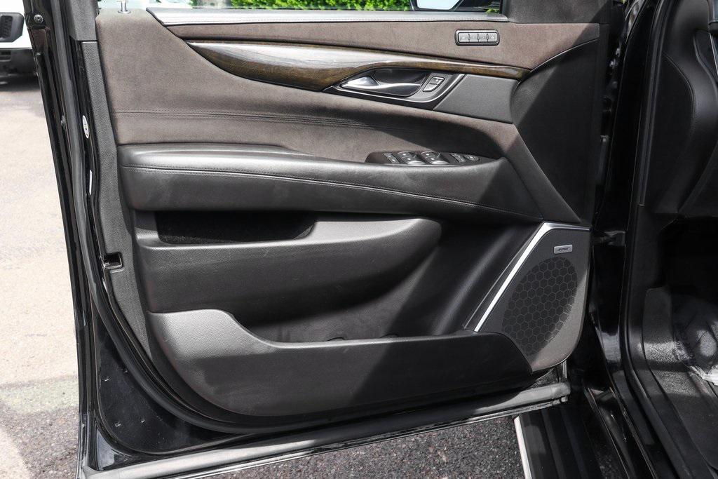 used 2019 Cadillac Escalade car, priced at $39,995