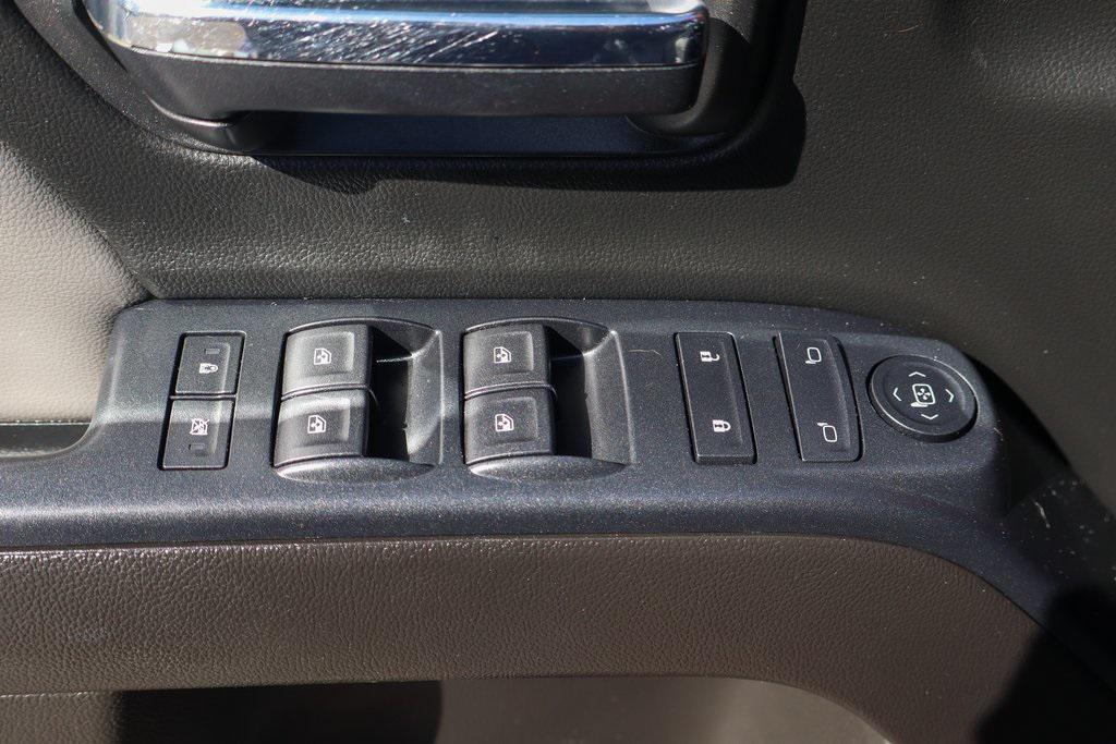 used 2015 Chevrolet Silverado 1500 car, priced at $13,995