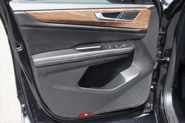 used 2024 Volkswagen Atlas car, priced at $31,995