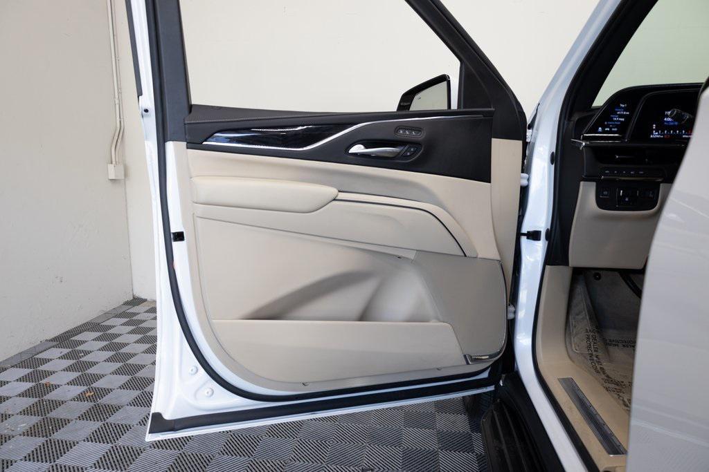 used 2023 Cadillac Escalade car, priced at $62,995