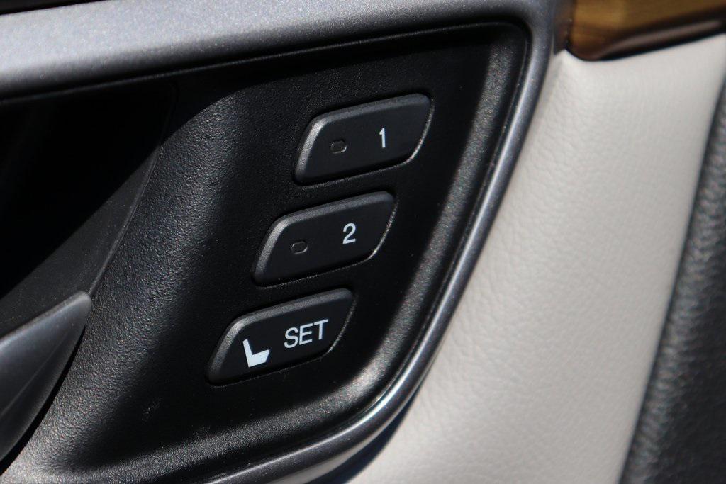 used 2017 Honda CR-V car, priced at $14,995