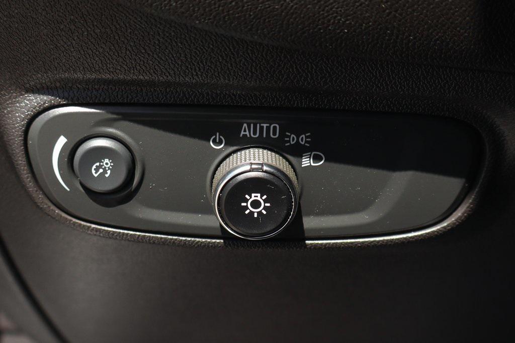 used 2024 Chevrolet Equinox car, priced at $19,995