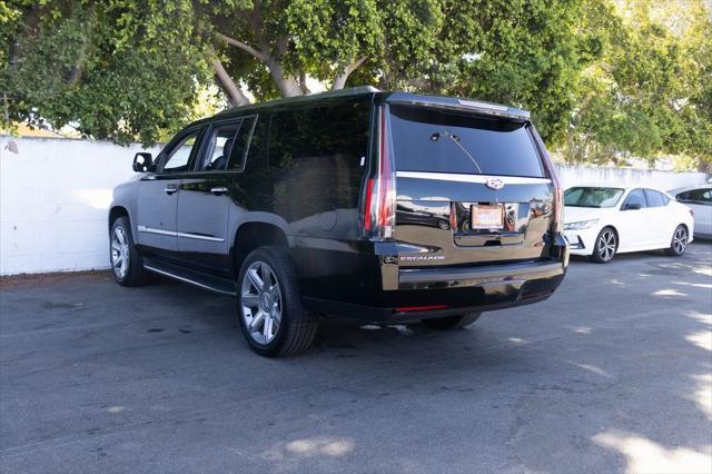 used 2020 Cadillac Escalade ESV car, priced at $38,995