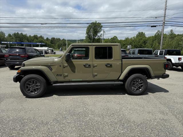 new 2025 Jeep Gladiator car, priced at $49,870