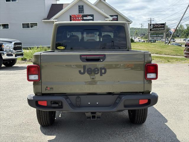 new 2025 Jeep Gladiator car, priced at $49,870