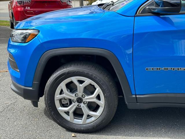 new 2025 Jeep Compass car, priced at $28,090