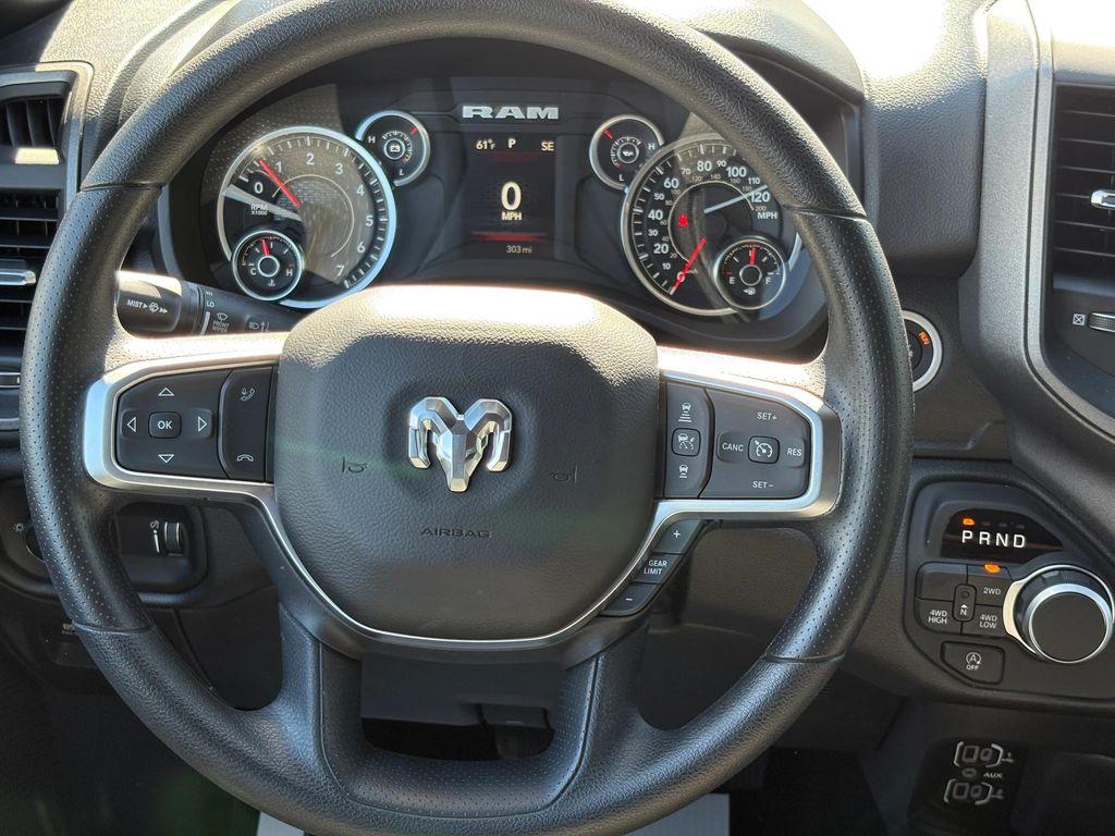 new 2025 Ram 1500 car, priced at $54,640