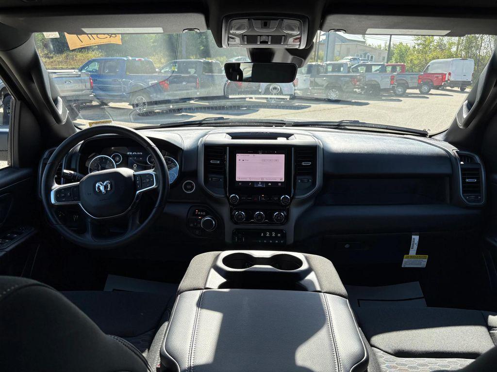 new 2025 Ram 1500 car, priced at $54,640