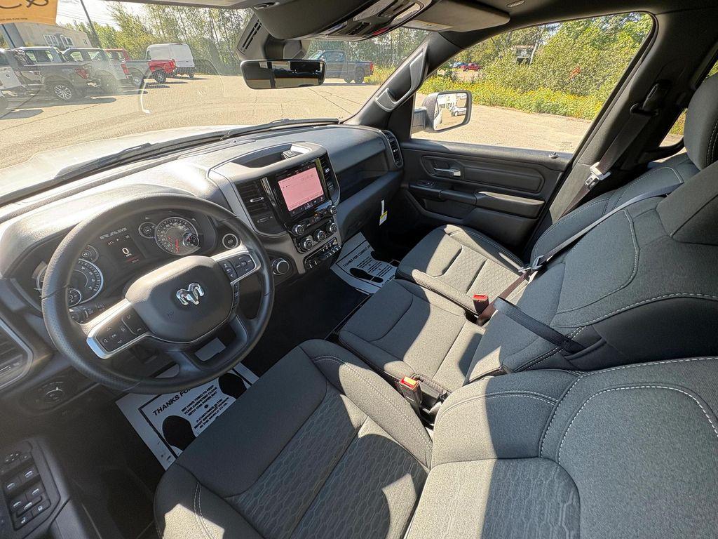 new 2025 Ram 1500 car, priced at $54,640