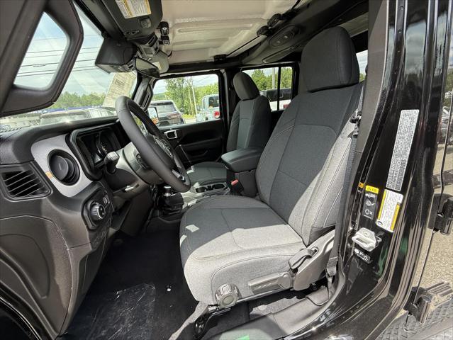 new 2025 Jeep Gladiator car, priced at $53,760