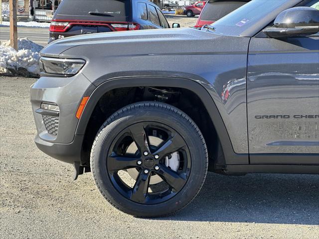 new 2025 Jeep Grand Cherokee car, priced at $55,305